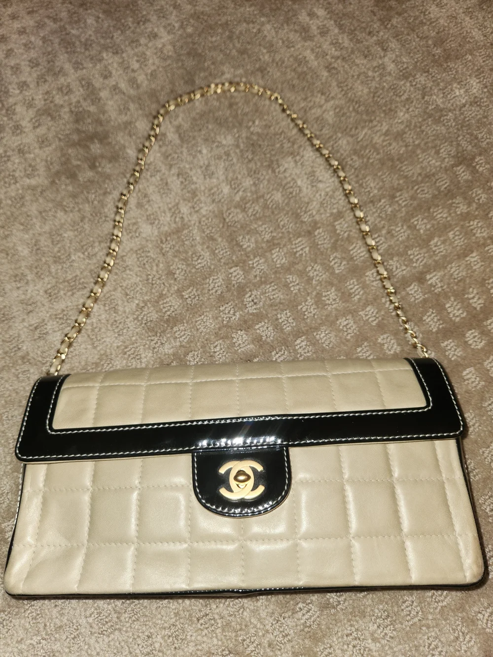 Vintage Chanel Chocolate Bar East/West Flap Quilted Shoulder Bag with Gold Chain